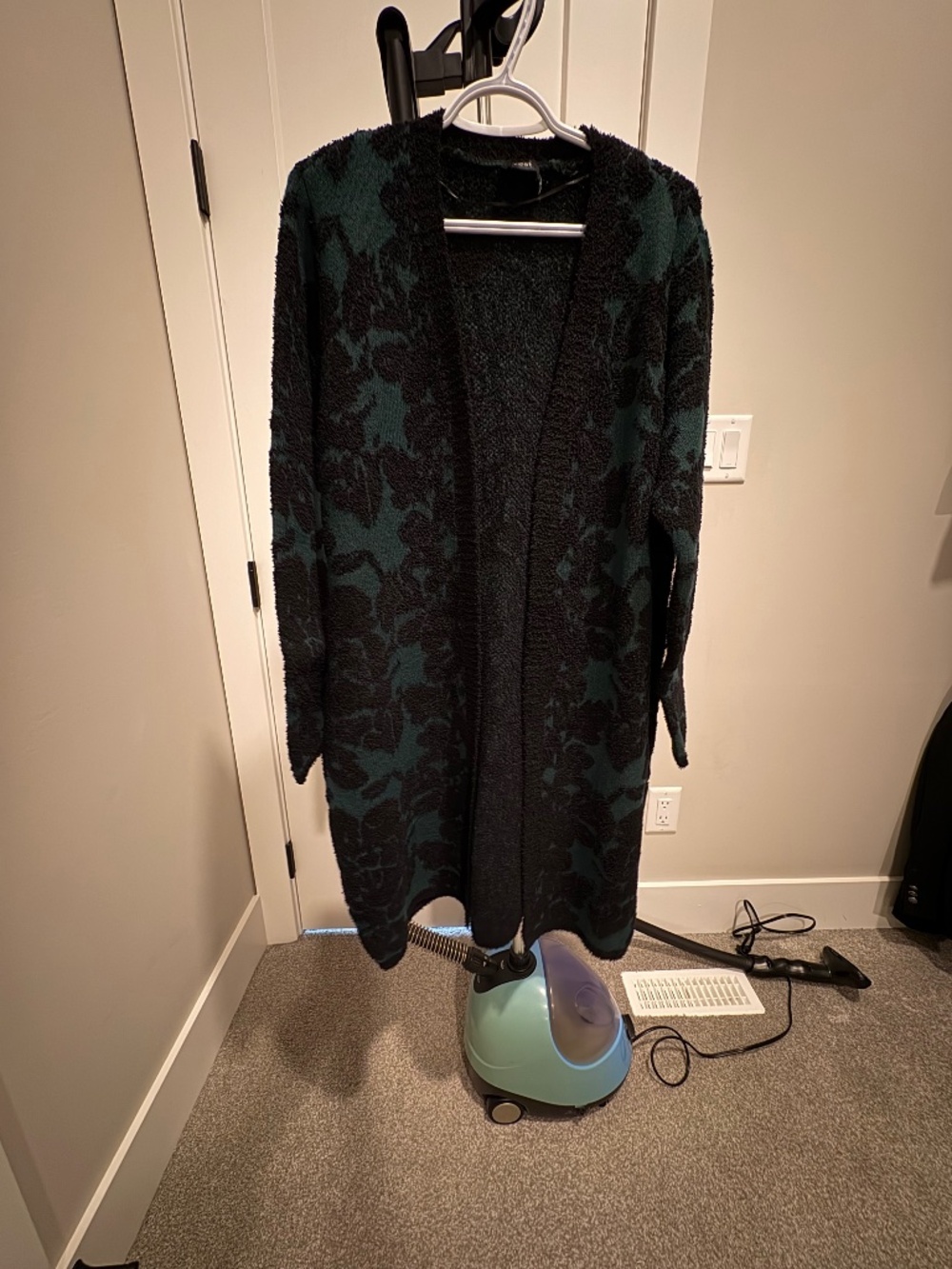 Cardigan - Yest